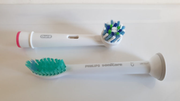 Unterschied Schall Und Ultraschall Zahnbürste www.zahn-und-buerste.de